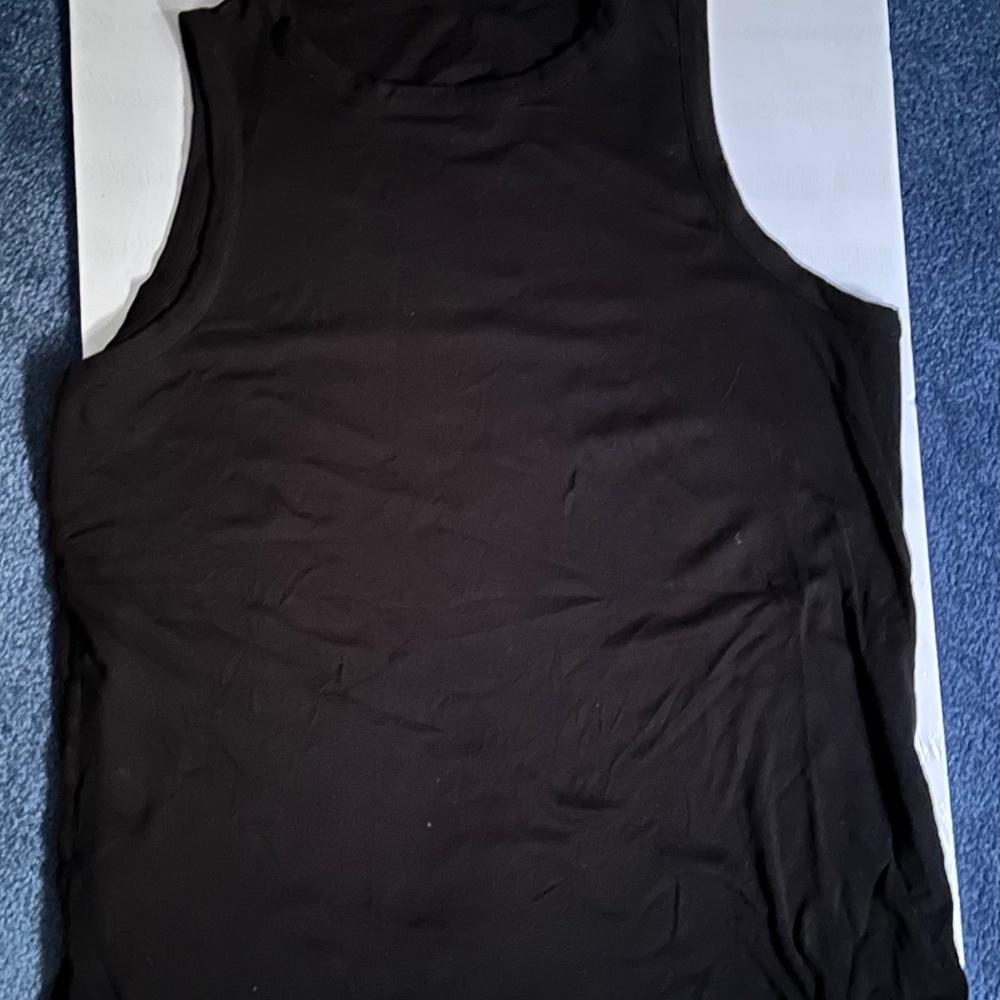 Black tee shirt